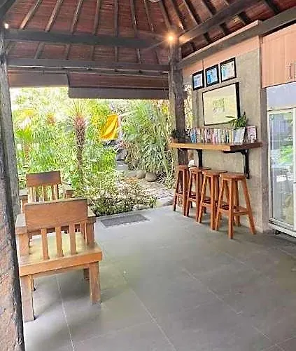 ホテル The Belong Canggu バリ島